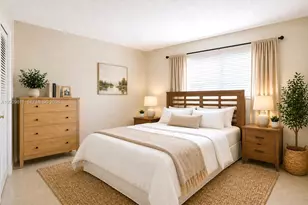 1225 NE 124th St, North Miami, FL 33161 - Photo 4