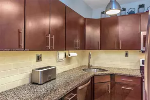 1200 West Ave, Miami Beach, FL 33139 - Photo 4