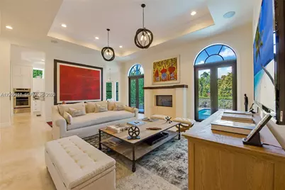 1151 S Alhambra Cir, Coral Gables, FL 33146 - Photo 2