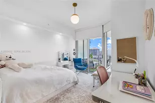 851 NE 1st Ave, Miami, FL 33132 - Photo 18