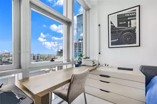 851 NE 1st Ave, Miami, FL 33132 - Photo 32