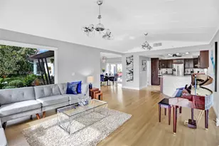 1017 Tyler St, Hollywood, FL 33019 - Photo 4