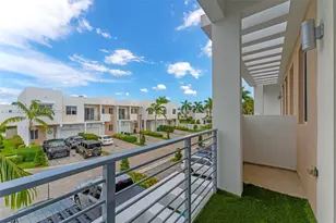 7234 NW 103rd Path, Doral, FL 33178 - Photo 32