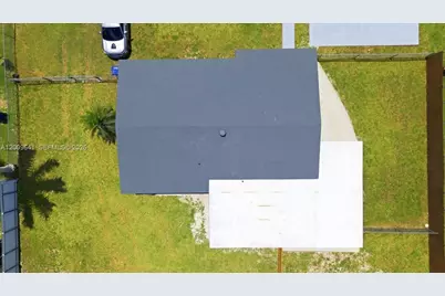 18711 SW 308th St, Homestead, FL 33030 - Photo 8