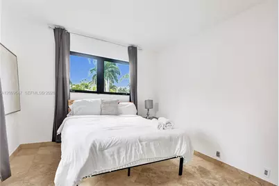 707 N 13 Avenue, Hollywood, FL 33019 - Photo 20