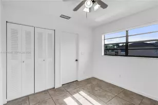 18206 Mediterranean Blvd, Hialeah, FL 33015 - Photo 16