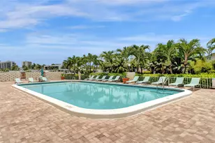 401 Golden Isles Dr, Hallandale Beach, FL 33009 - Photo 22