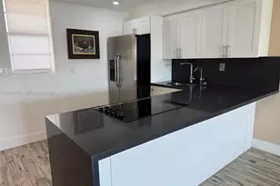 2851 Leonard Dr, Aventura, FL 33160 - Photo 2