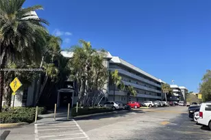 10820 SW 200th Dr, Cutler Bay, FL 33157 - Photo 18