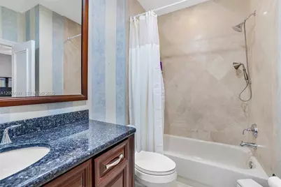 2477 Poinciana Dr, Weston, FL 33327 - Photo 40
