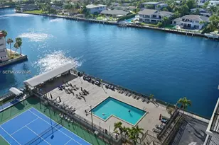 2017 S Ocean Dr, Hallandale Beach, FL 33009 - Photo 26