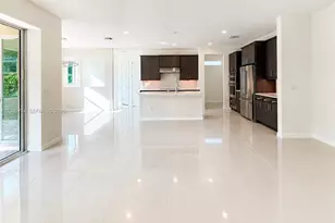 4352 Large Leaf Ln, Hollywood, FL 33021 - Photo 4