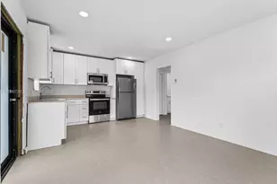 1370 W 29th St, Hialeah, FL 33012 - Photo 16