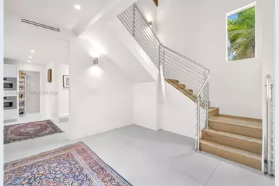 1933 S Oak Haven Cir, Miami, FL 33179 - Photo 12