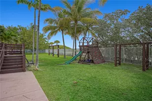 4747 Collins Ave, Miami Beach, FL 33140 - Photo 18