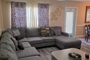232 E Saxony E, Delray Beach, FL 33446 - Photo 4