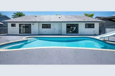 9220 SW 100th Ave Rd, Miami, FL 33176 - Photo 16
