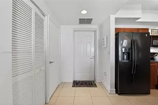 7266 SW 88th St, Miami, FL 33156 - Photo 4