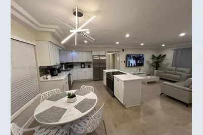 5221 York Ct #0, Cape Coral, FL 33904 - Photo 12