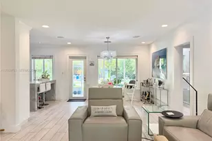823 NE 107th St, Biscayne Park, FL 33161 - Photo 4