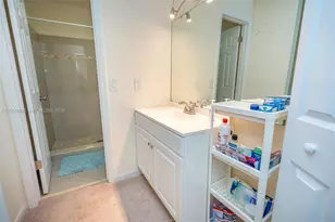 4715 NW 82nd Ave, Lauderhill, FL 33351 - Photo 22