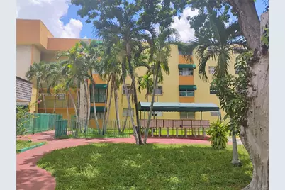 606 W 81st St #309, Hialeah, FL 33014 - Photo 1