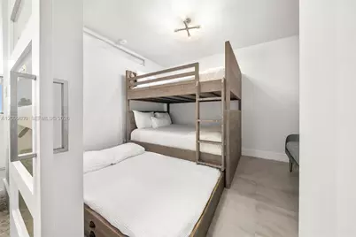 2301 Collins Ave #1533, Miami Beach, FL 33139 - Photo 18