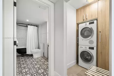 2301 Collins Ave #1533, Miami Beach, FL 33139 - Photo 24