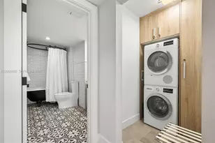 2301 Collins Ave, Miami Beach, FL 33139 - Photo 24