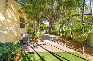 414 Camilo Ave, Coral Gables, FL 33134 - Photo 24