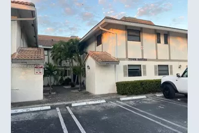 10789 Royal Palm Blvd #4, Coral Springs, FL 33065 - Photo 1