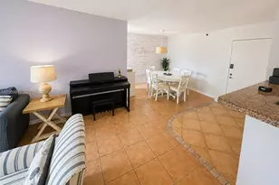 19801 E Country Club Dr, Aventura, FL 33180 - Photo 4