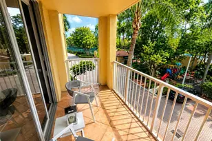 19801 E Country Club Dr, Aventura, FL 33180 - Photo 2