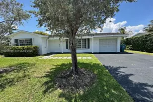 7814 SW 146th Ct, Miami, FL 33183 - Photo 2