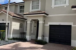 1017 NE 42nd Ave, Homestead, FL 33033 - Photo 2