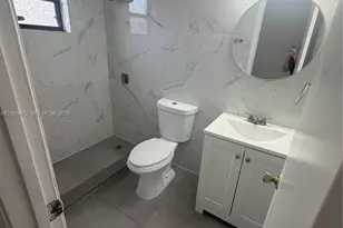 8185 NW 7th St, Miami, FL 33126 - Photo 8