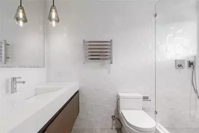 120 Knollwood Dr, Key Biscayne, FL 33149 - Photo 32