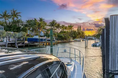 120 Knollwood Dr, Key Biscayne, FL 33149 - Photo 6