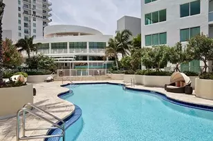 253 NE 2nd St, Miami, FL 33132 - Photo 32