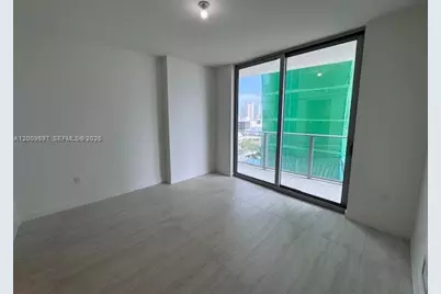 77 SE 5 St #1806, Miami, FL 33131 - Photo 14
