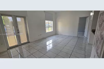 7420 W 20th Ave #154, Hialeah, FL 33016 - Photo 4