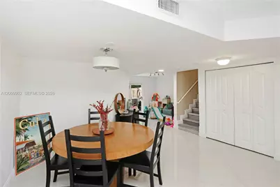 10921 NW 88th Ter #1303, Doral, FL 33178 - Photo 6