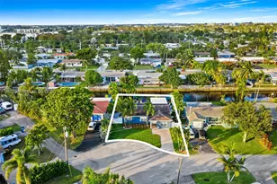 2005 NW 37th St, Oakland Park, FL 33309 - Photo 2
