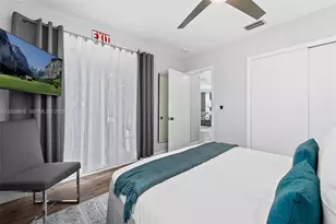 2005 NW 37th St, Oakland Park, FL 33309 - Photo 18