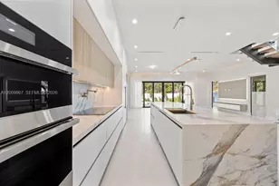 1137 NE 11th Ave, Fort Lauderdale, FL 33301 - Photo 48