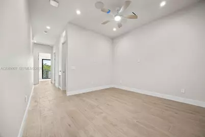 1137 NE 11th Ave, Fort Lauderdale, FL 33301 - Photo 12