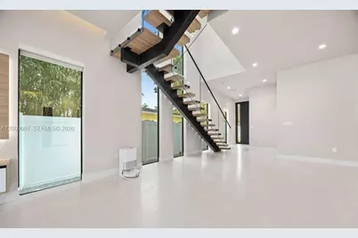 1137 NE 11th Ave, Fort Lauderdale, FL 33301 - Photo 8