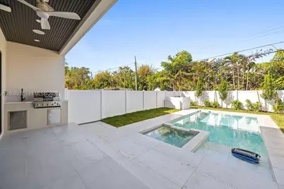 1137 NE 11th Ave, Fort Lauderdale, FL 33301 - Photo 56