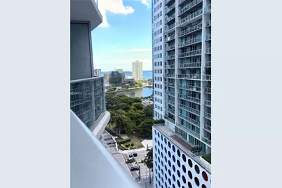77 SE 5th St #1811, Miami, FL 33131 - Photo 22
