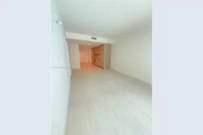 77 SE 5th St #1811, Miami, FL 33131 - Photo 18